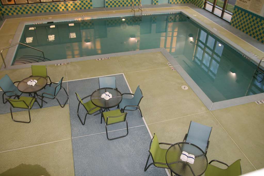 Hampton Inn Bermuda Run / Advance מתקנים תמונה